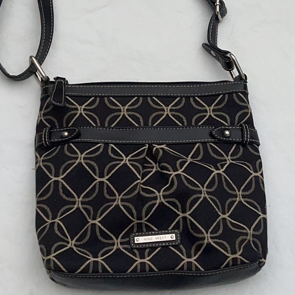 Nine West black canvas purse - Picture 2 of 6